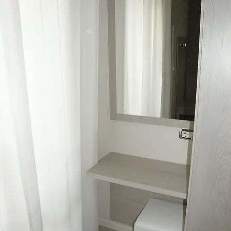 Stefan & Breakfast 3*