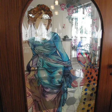 Stefan & Breakfast 3*