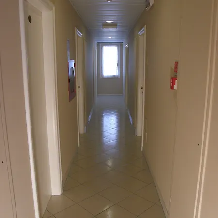 Stefan & Breakfast 3*