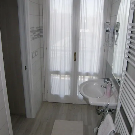 Hotell Stefan & Breakfast 3*