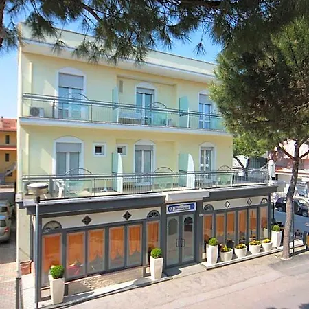 Stefan & Breakfast Hotel 3*