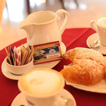 Stefan & Breakfast ホテル 3*