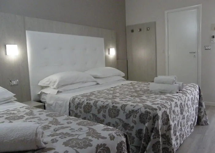 מלון Stefan & Breakfast