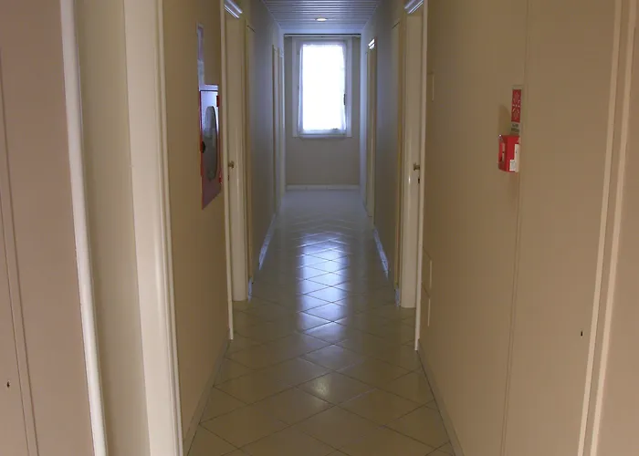 Stefan & Breakfast 3*